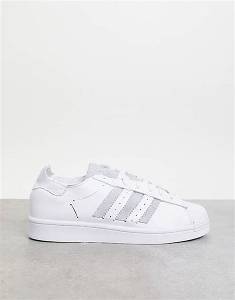 adidas superstar weiß mit grauen streifen|adidas Superstar XLG Schuh .